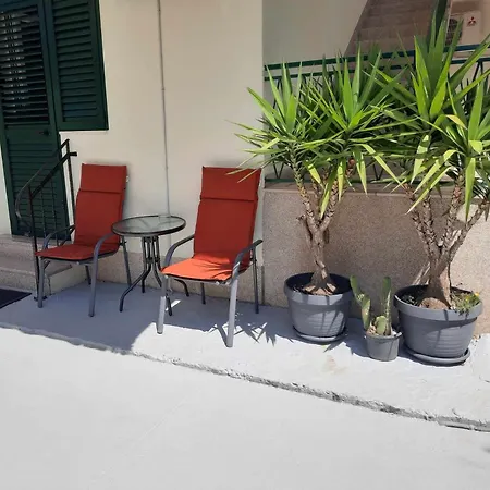 דירה Centar Three Palms מאקרסקה