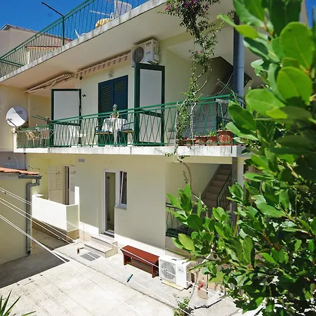 Centar Three Palms דירה מאקרסקה