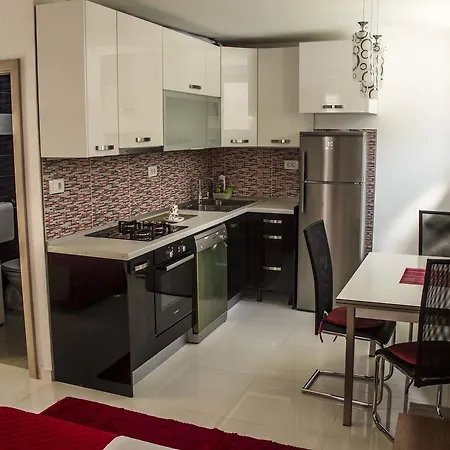 Ivan Apartment *